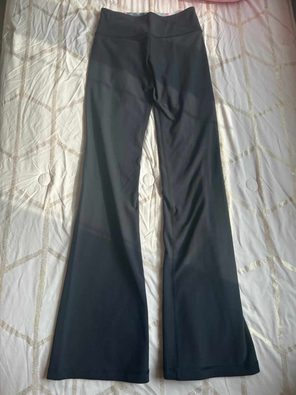 Lululemon pants size 4 tall
